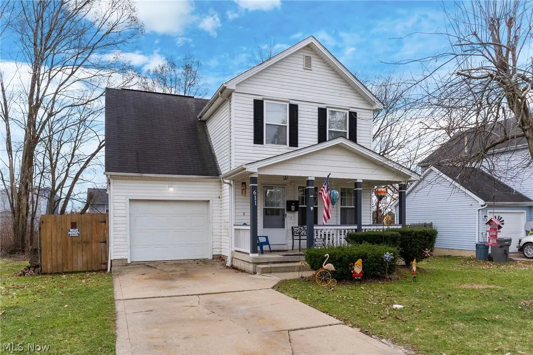 611 Sherwood Avenue, Youngstown, OH 44511 - #1