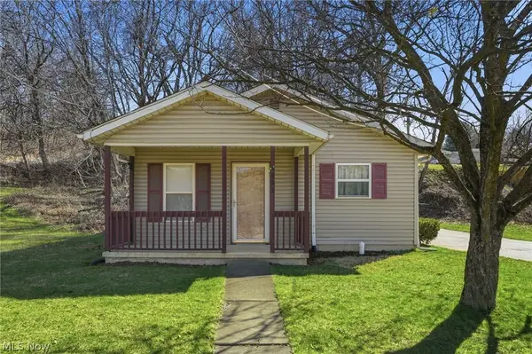 1082 Hazel Street, Akron, OH 44305