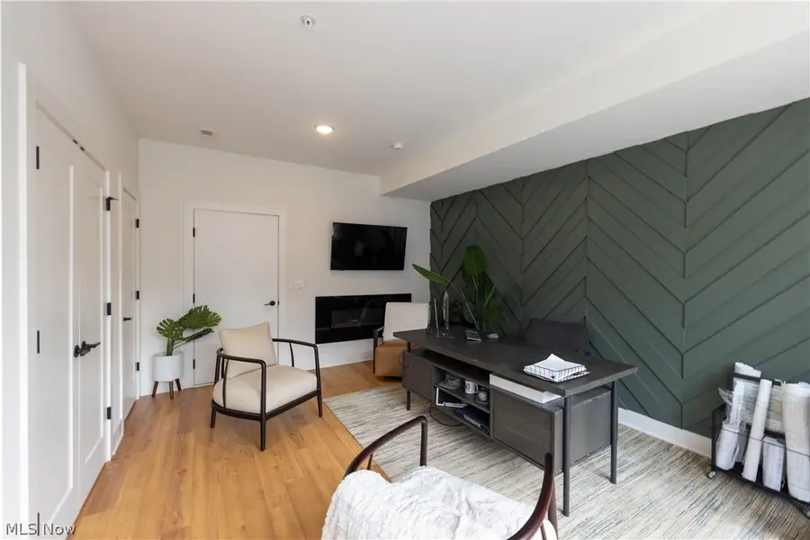 2275 W 19 Street, Cleveland, OH 44113 - #2