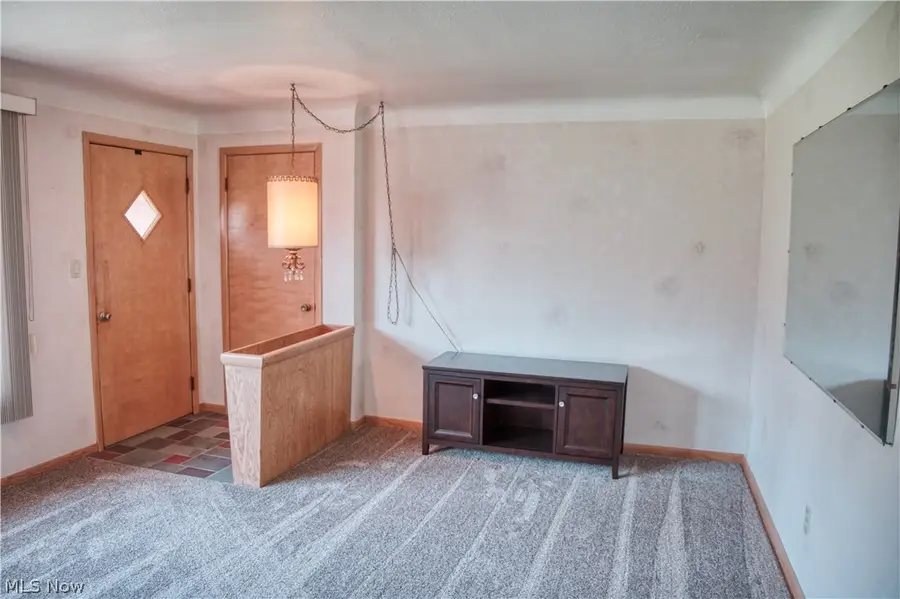 333 E Ridgewood Drive, Seven Hills, OH 44131 - #3