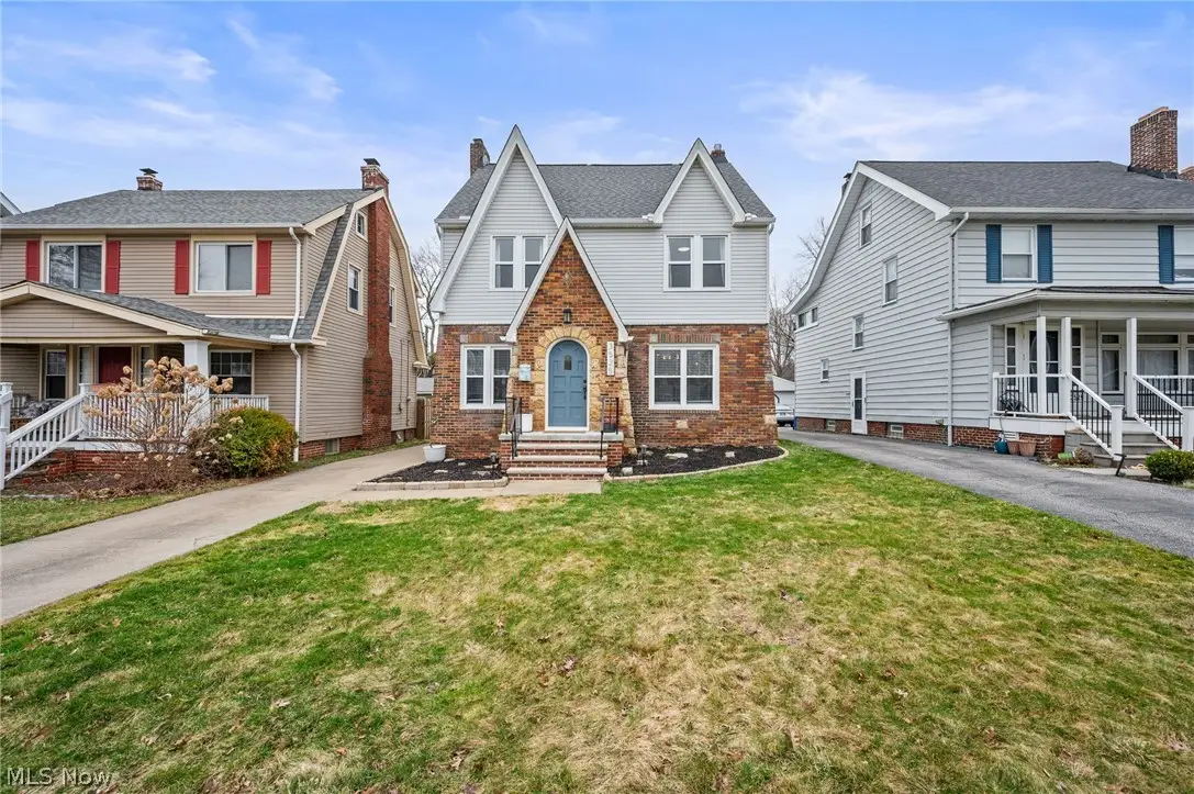 3525 Silsby Road, University Heights, OH 44118 - #1