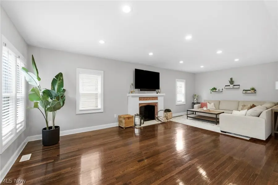 3525 Silsby Road, University Heights, OH 44118 - #2