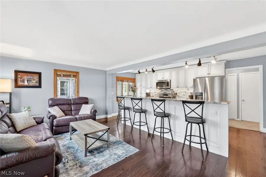 24024 E Oakland Road, Bay Village, OH 44140 - #2