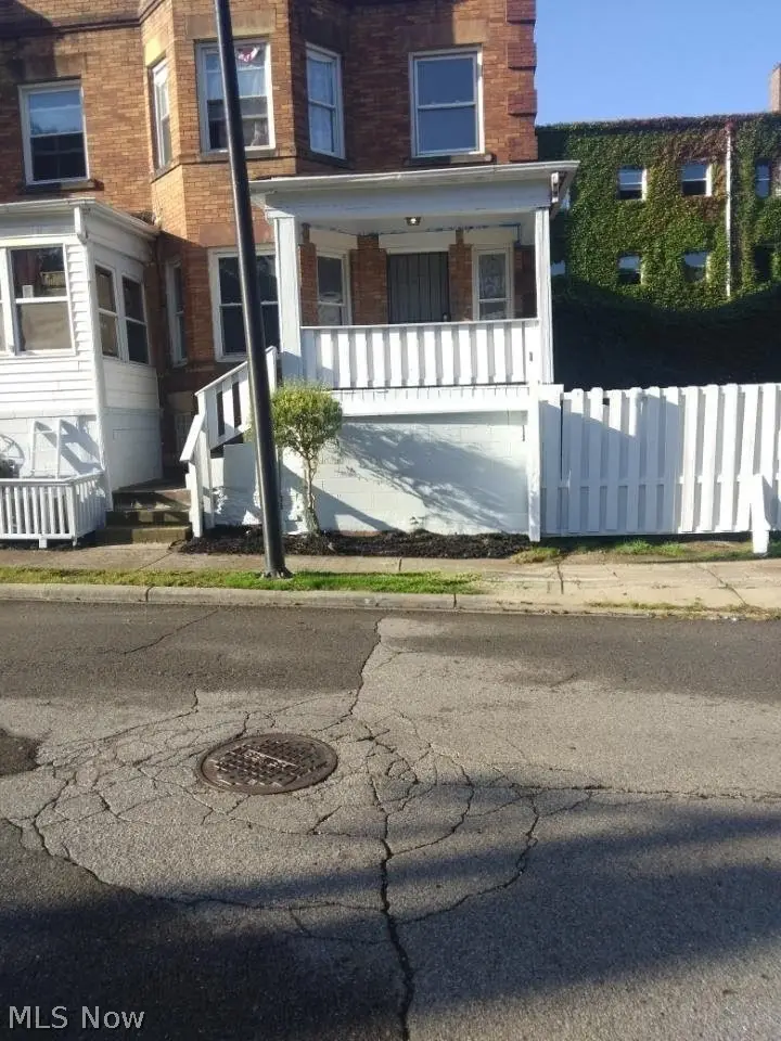 1812 Hastings Avenue, East Cleveland, OH 44112 - #3