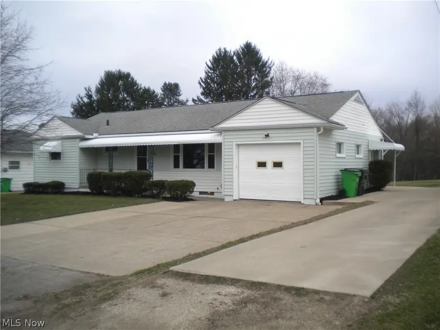 345 Morgan Street, Barberton, OH 44203 - #2
