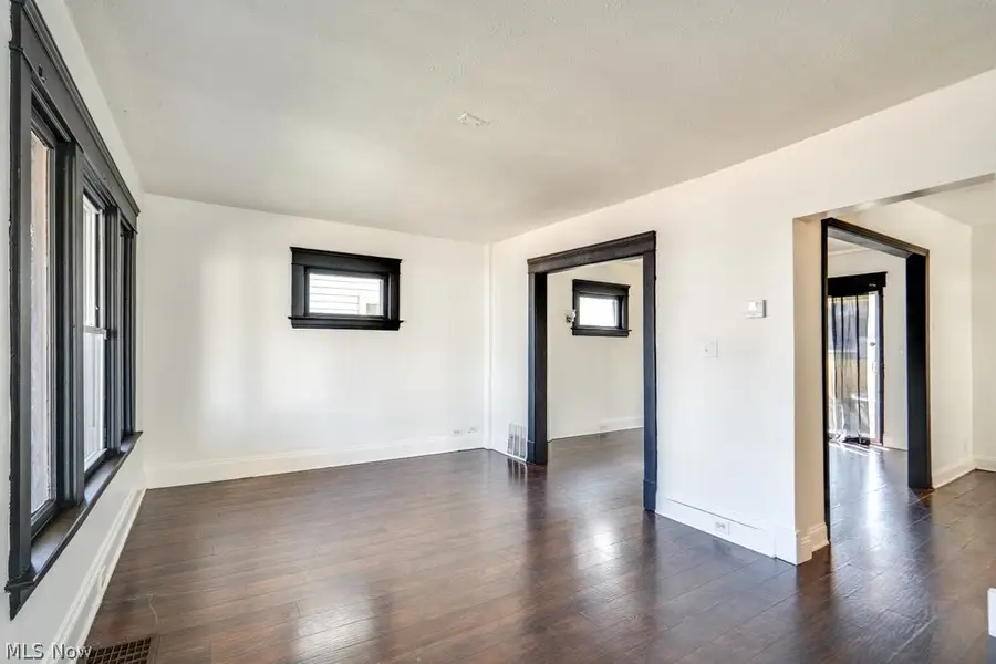 4276 W 21st Street, Cleveland, OH 44109 - #3