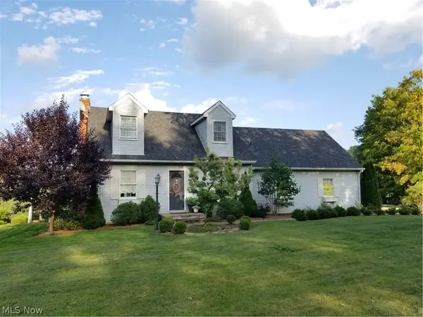 1740 Hearthside Drive, Salem, OH 44460