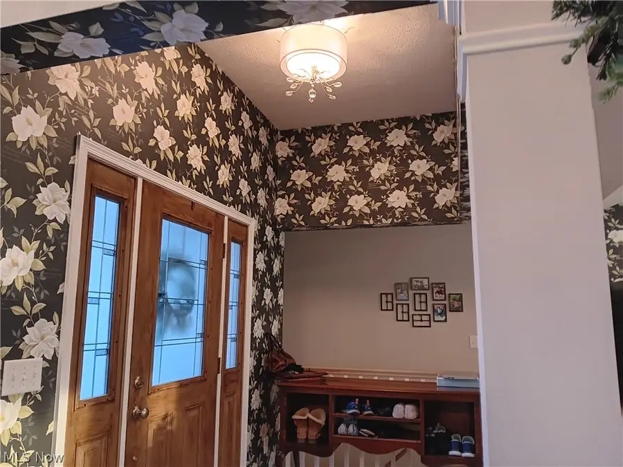 2366 Bradley Road, Westlake, OH 44145 - #2