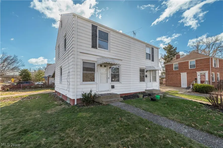 14101 Rainbow Avenue, Cleveland, OH 44111 - #2