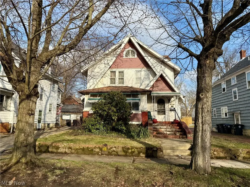 1375 Curtis Street, Akron, OH 44301 - #1