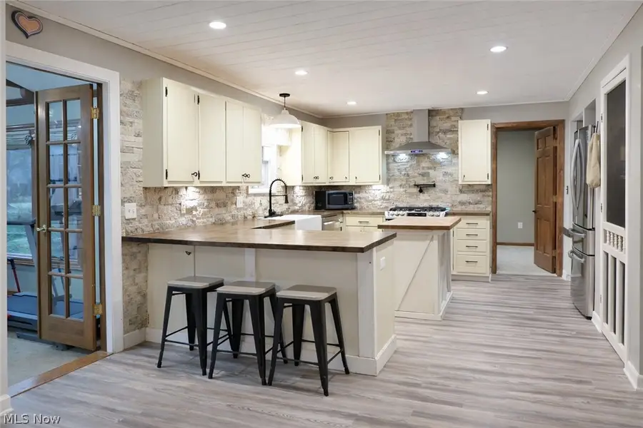 5802 Russia Road, South Amherst, OH 44001 - #3