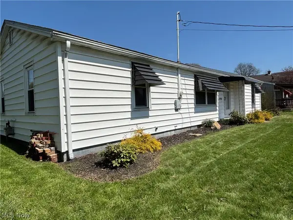 486 E Clark Street, East Palestine, OH 44413