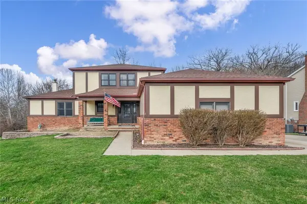 5810 Ely Vista Drive, Parma, OH 44129