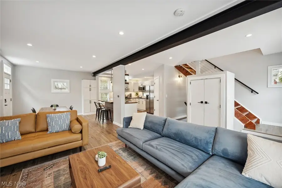 8104 Halle Avenue, Cleveland, OH 44102 - #3