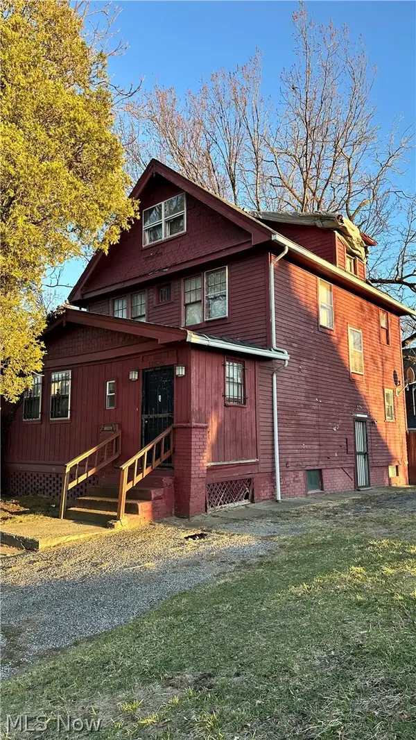 12628 Iroquois Avenue, Cleveland, OH 44108