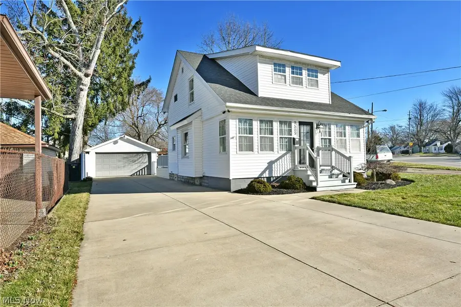 1525 Elm Ne Road, Warren, OH 44483 - #2