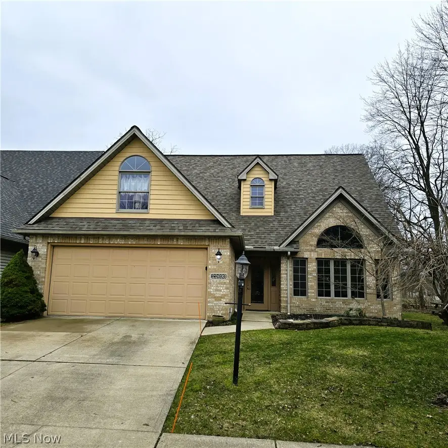 22693 Melissa Lane, Strongsville, OH 44149 - #1