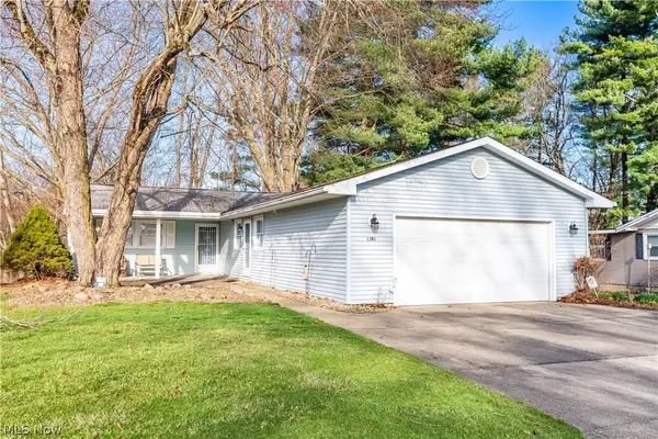 1381 Circle Hill Se Road, North Canton, OH 44720