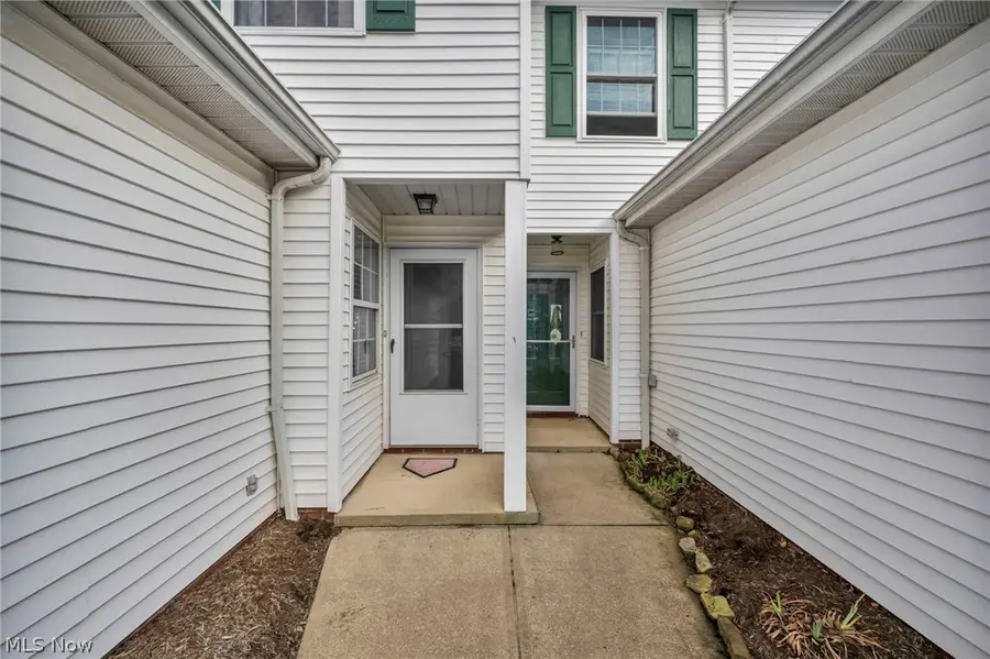 6707 Woodruff Court, Middleburg Heights, OH 44130 - #3