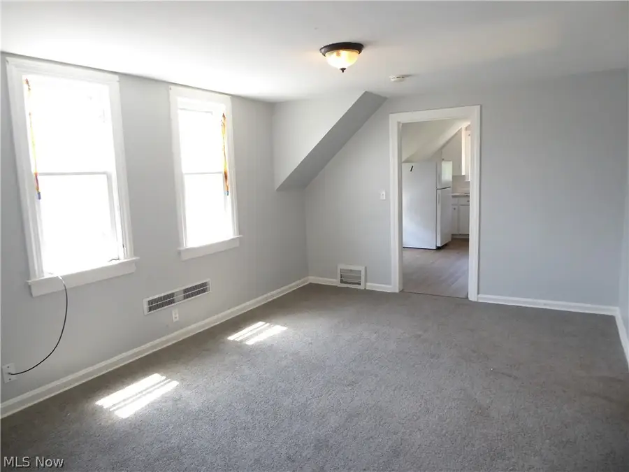 3336 W 54th Street, Cleveland, OH 44102 - #2