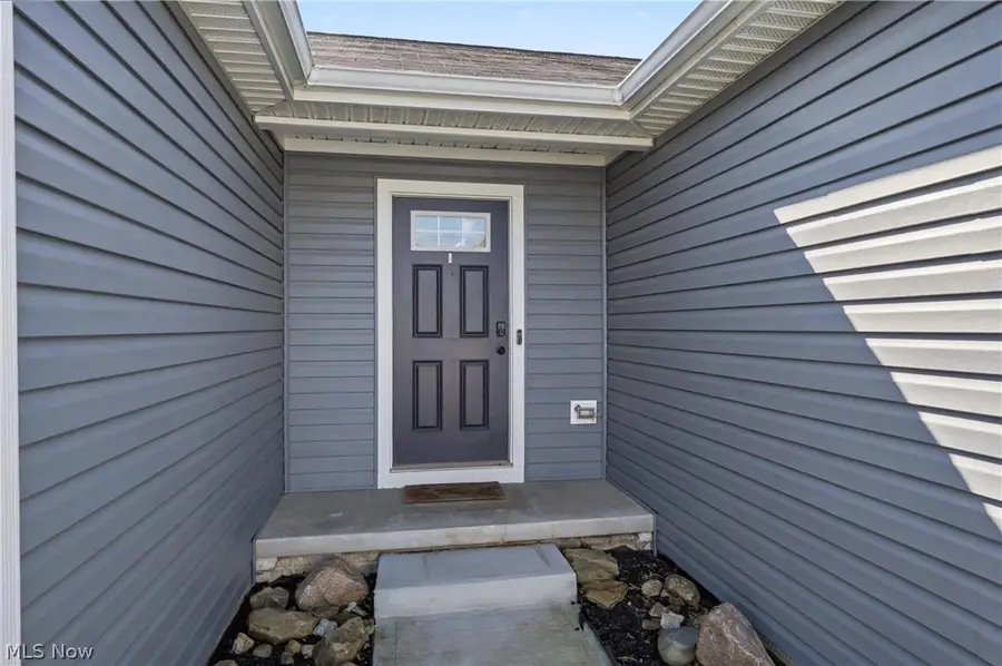 2682 Himelrigh Boulevard, Barberton, OH 44203 - #3