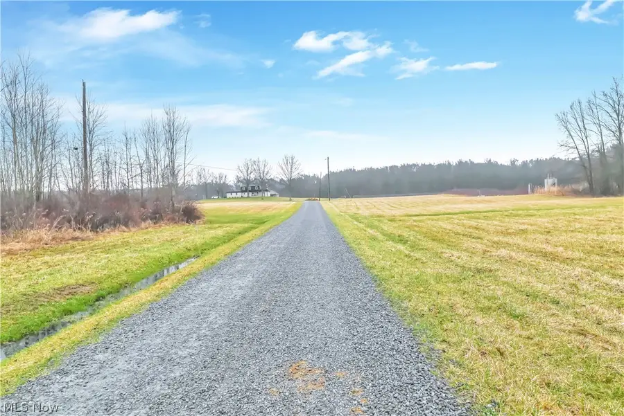 4900 Doty East Road, Southington, OH 44470 - #2