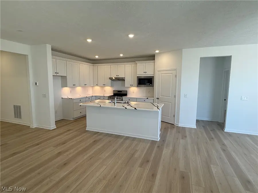 23706 Wally's Way, Columbia Station, OH 44028 - #2