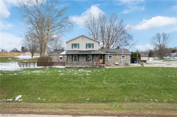 5051 Fox Ridge Drive, Green, OH 44720