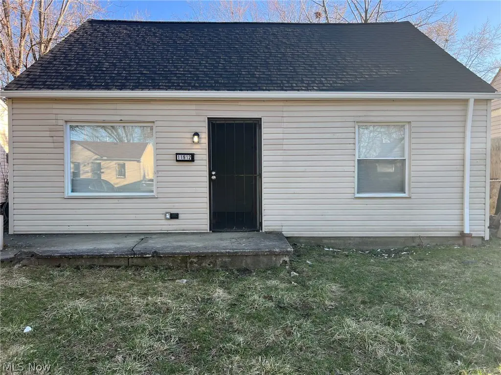 11912 Holborn Avenue, Cleveland, OH 44105 - #1