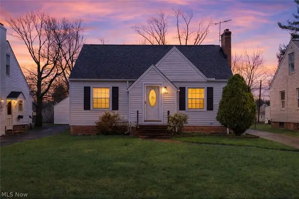 1211 Sunset Road, Mayfield Heights, OH 44124