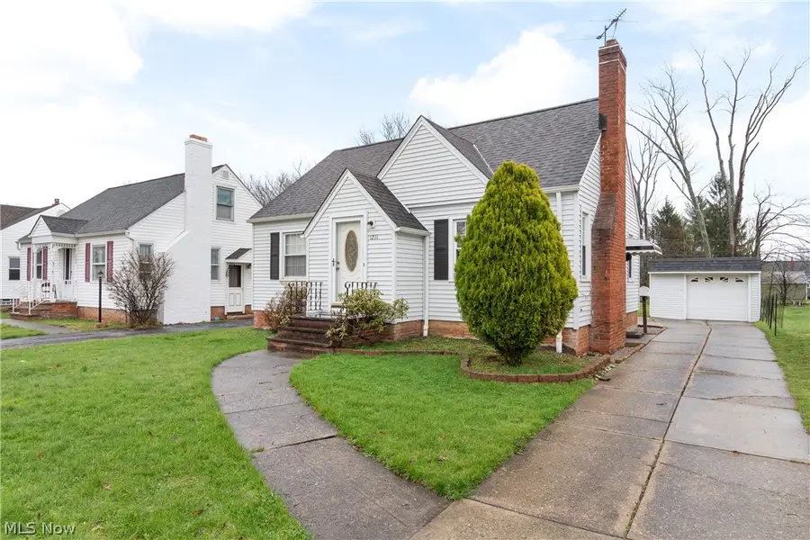 1211 Sunset Road, Mayfield Heights, OH 44124 - #3