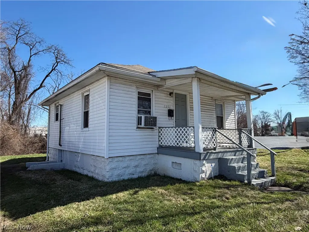 1351 W Main Street, Zanesville, OH 43701 - #1