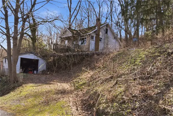 130 Haywood Street, East Liverpool, OH 43920