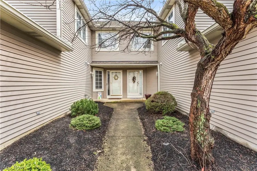 120 Ambleside Way, Amherst, OH 44001 - #3