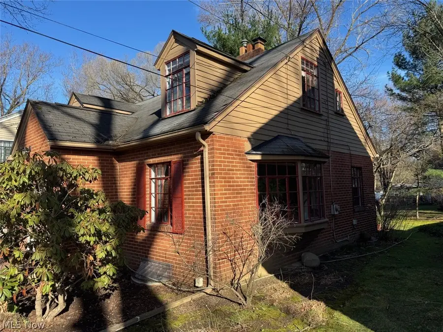 1535 Marlowe Avenue, Akron, OH 44313 - #2