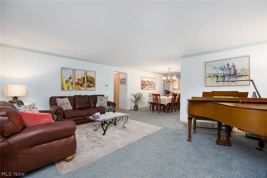 13352 Claremont Avenue, Middleburg Heights, OH 44130 - #2