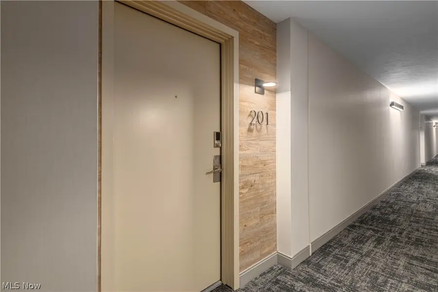 12550 Lake Avenue #201, Lakewood, OH 44107 - #3