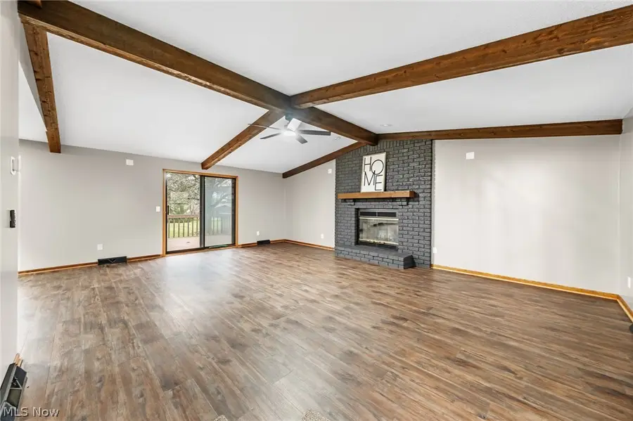 3845 Oakridge Ne Drive, Louisville, OH 44641 - #2