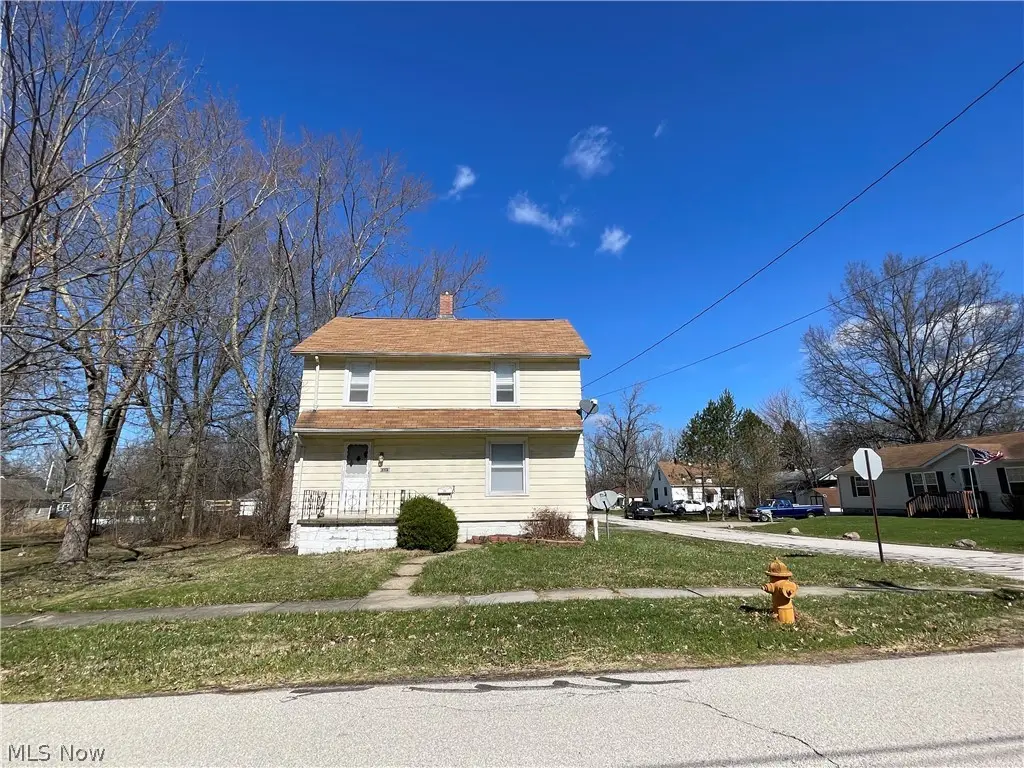 331 Ohio Avenue, Ravenna, OH 44266 - #1