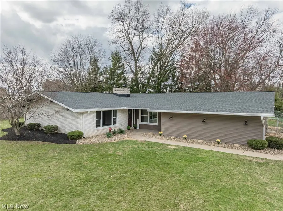 4233 Hyatt Nw Avenue, Massillon, OH 44646 - #2