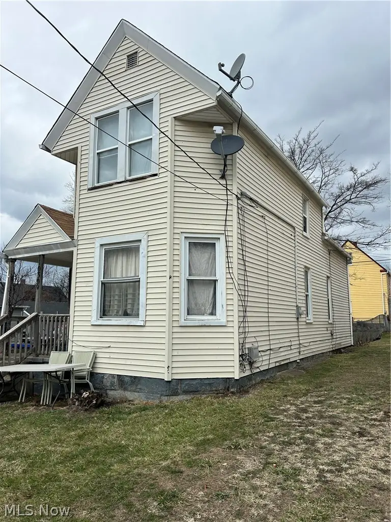 10309 Hulda Avenue, Cleveland, OH 44104 - #2