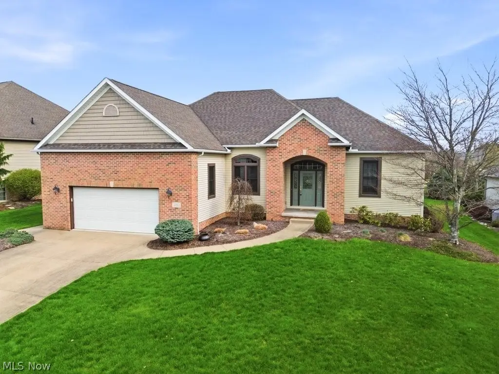 2253 Grimsby Nw Street, North Canton, OH 44720 - #1