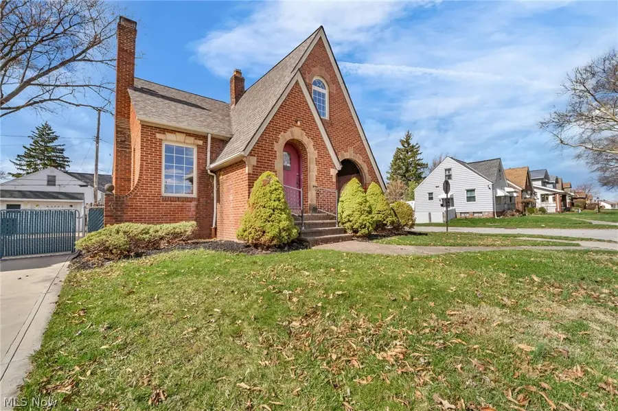 4870 W 14th Street, Cleveland, OH 44109 - #2