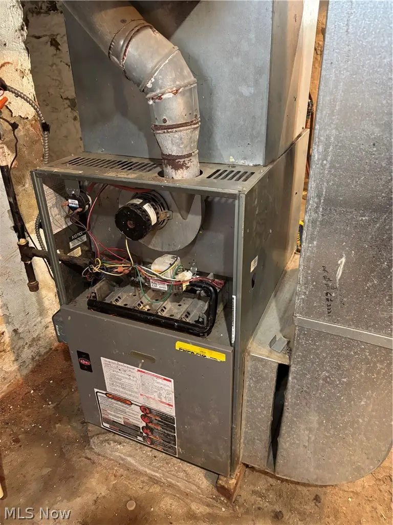 3291 W 54th Street, Cleveland, OH 44102 - #2