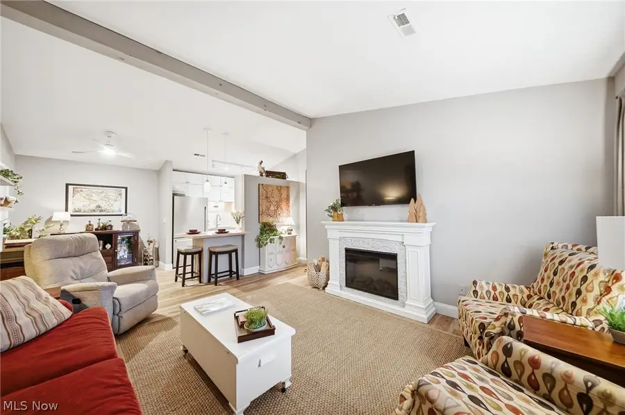 35375 Greenwich Avenue, North Ridgeville, OH 44039 - #2