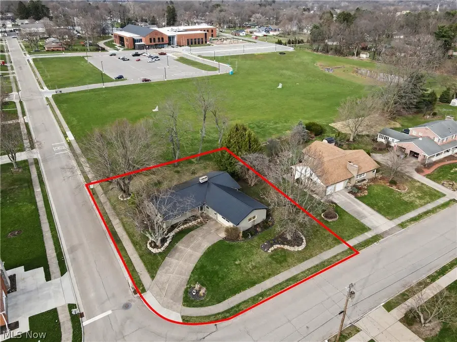 701 Edgewood Se Street, North Canton, OH 44720 - #2