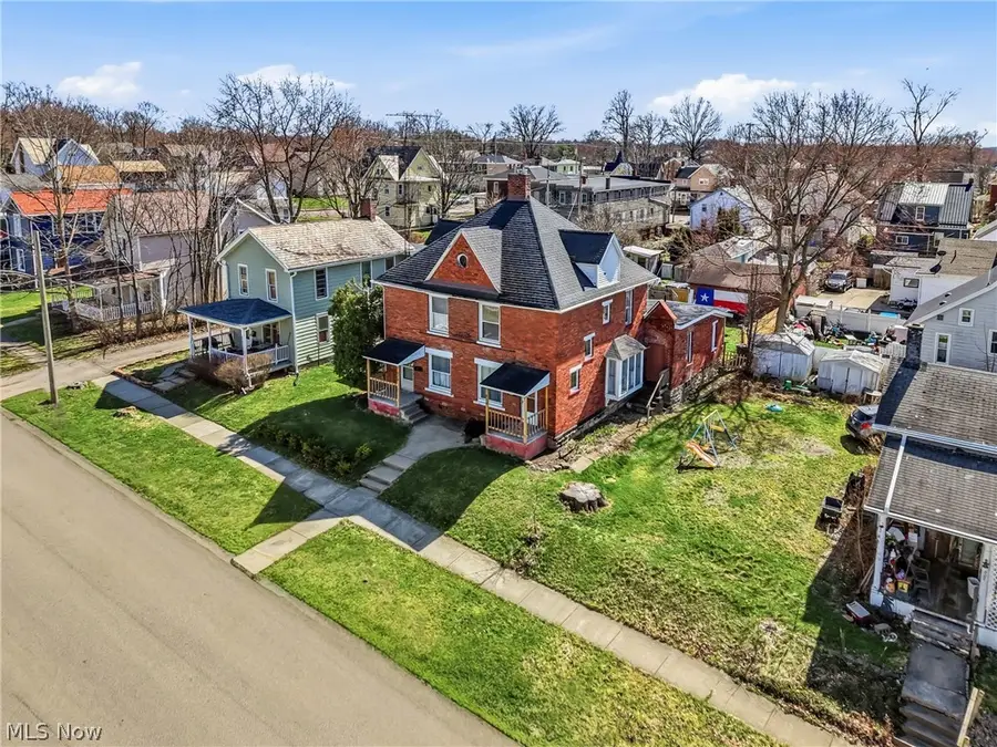 629 E 6th Street, Salem, OH 44460 - #2