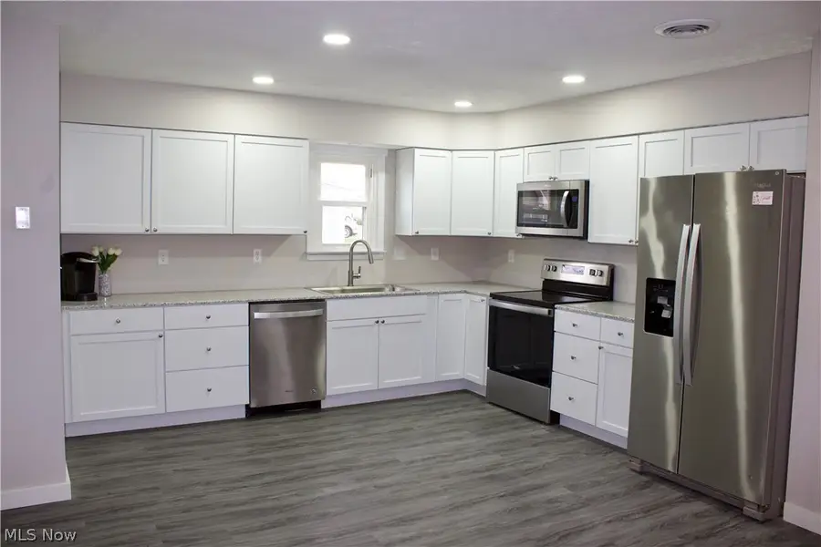 126 1/2 W Broadway Street, New Lexington, OH 43764 - #3