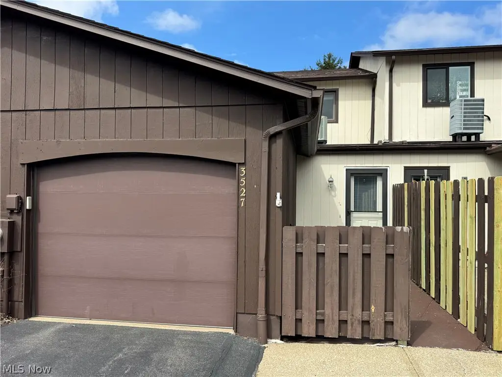 3527 Villa Casa Court, Brunswick, OH 44212 - #1
