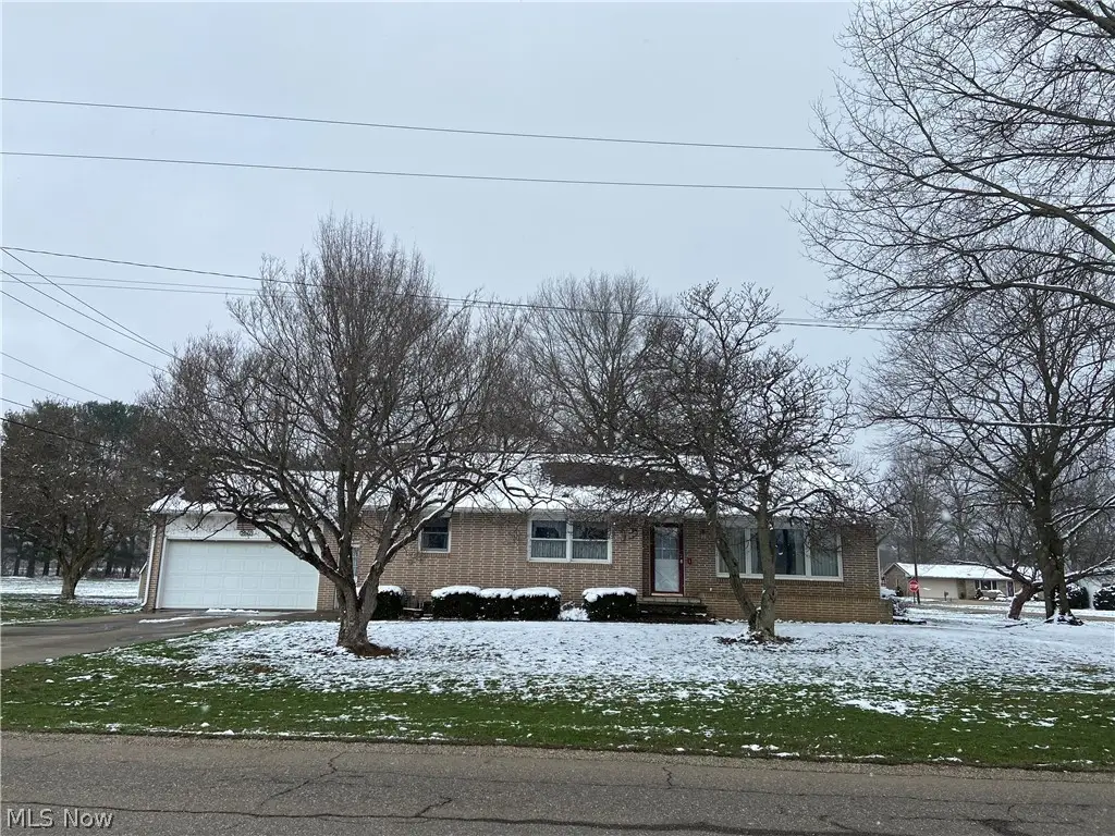 5671 E State Road, Newcomerstown, OH 43832 - #1